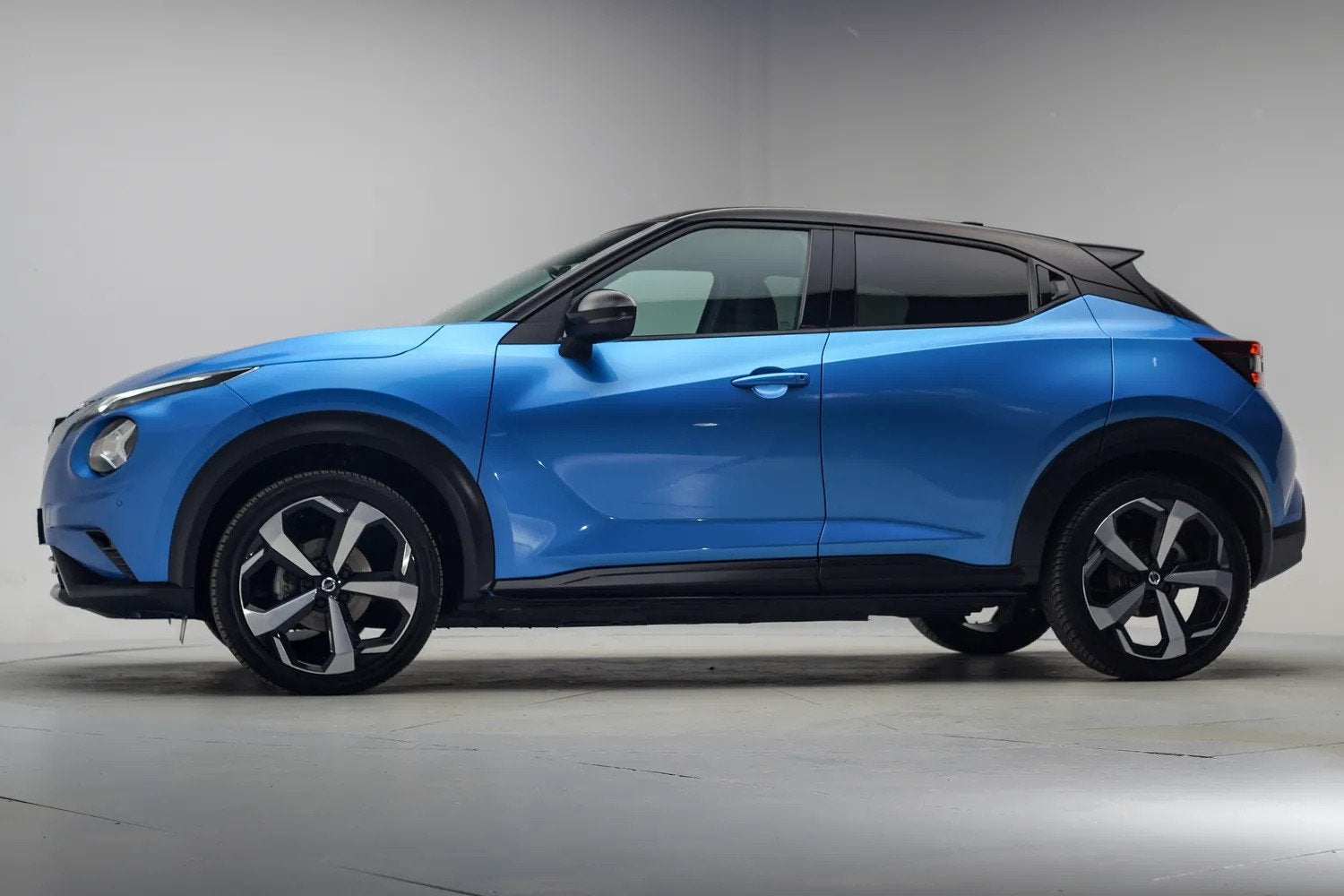 Nissan Juke 1.0 DIG-T Premiere Edition [ Camera Stoelverwarm, Auto's, Blauw, Origineel Nederlands, Bedrijf, Handgeschakeld
