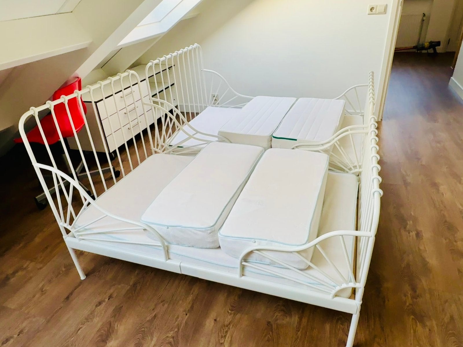 Meegroei bed, incl. matras en lattenbodem IKEA, Kinderen en Baby's, 70 tot 85 cm, Zo goed als nieuw, 180 cm of meer, Ophalen