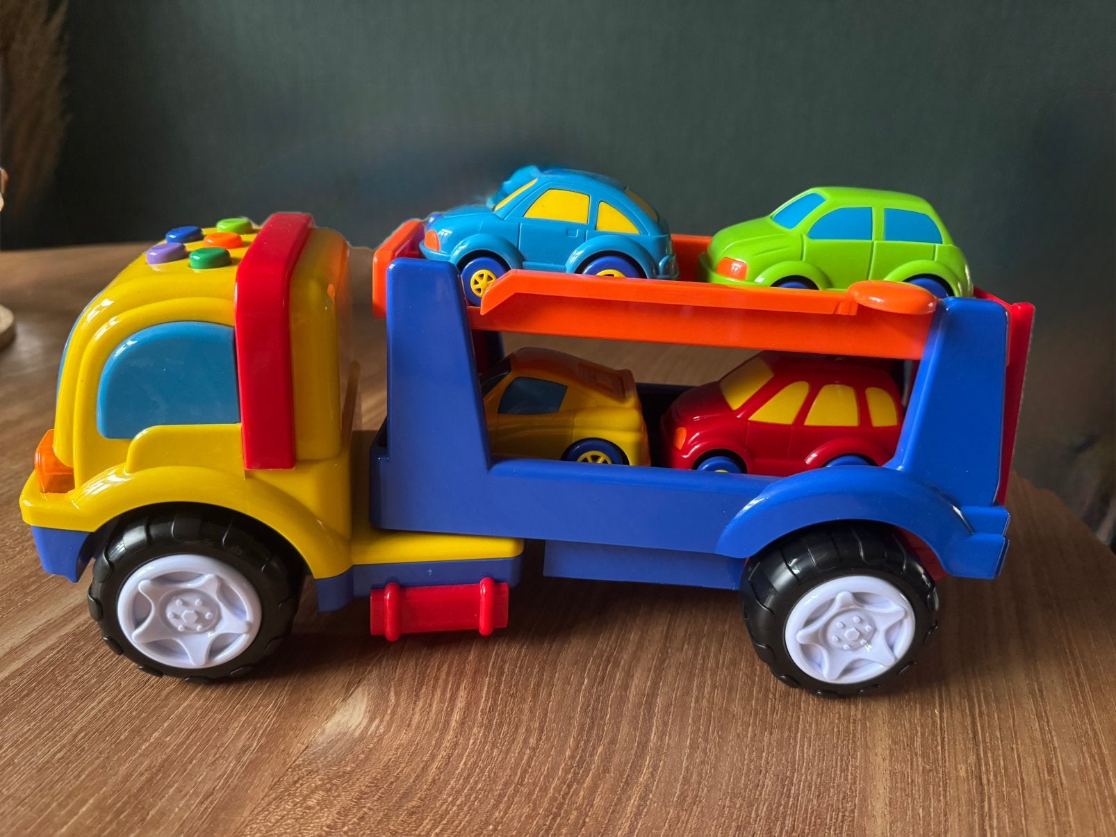 Autotransporter / Vrachtwagen / Oplegger met 4 autos, Ophalen of Verzenden, Zo goed als nieuw