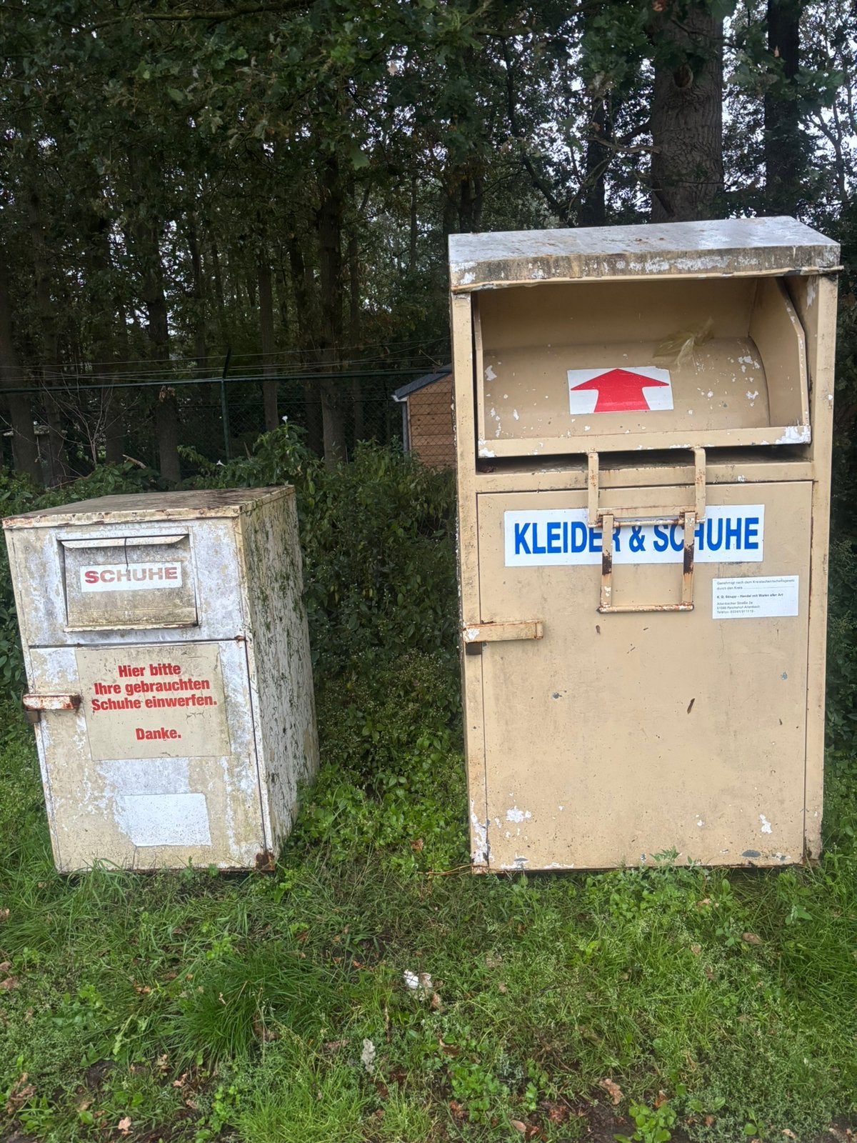 Kleding container inzameling schoenen, Ophalen of Verzenden