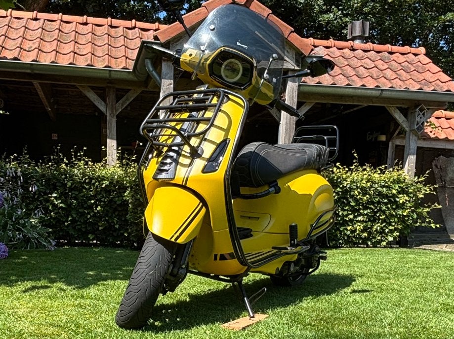 Vespa Sprint 4T Carb 80cc | Gele Uitvoering | Veel Acc., Ophalen, Zo goed als nieuw