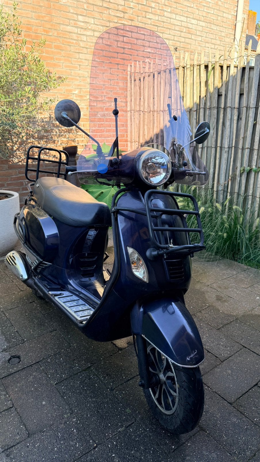 Turbho scooter geel kenteken (+ helmen), Gebruikt, Benzine, Ophalen, Overige merken