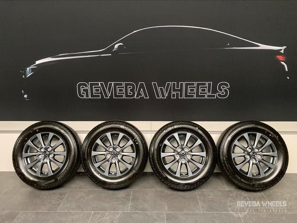 16'' originele Mazda CX30 DEMO velgen + banden 5x114.3 9965, Auto-onderdelen, Banden en Velgen, -, Banden en Velgen, Ophalen of Verzenden