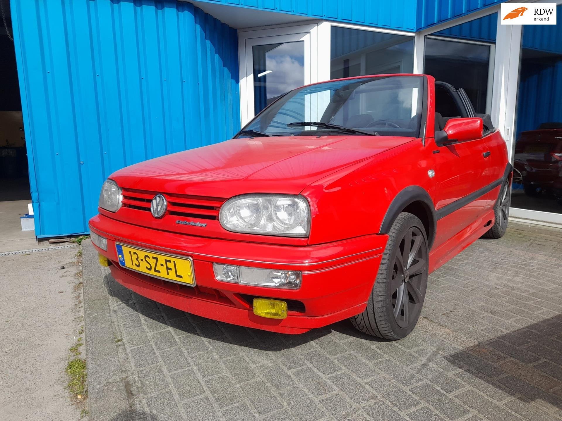 Volkswagen Golf Cabriolet 1.8 Avantgarde, Auto's, 4 cilinders, Cabriolet, 4 stoelen, 49 €/maand
