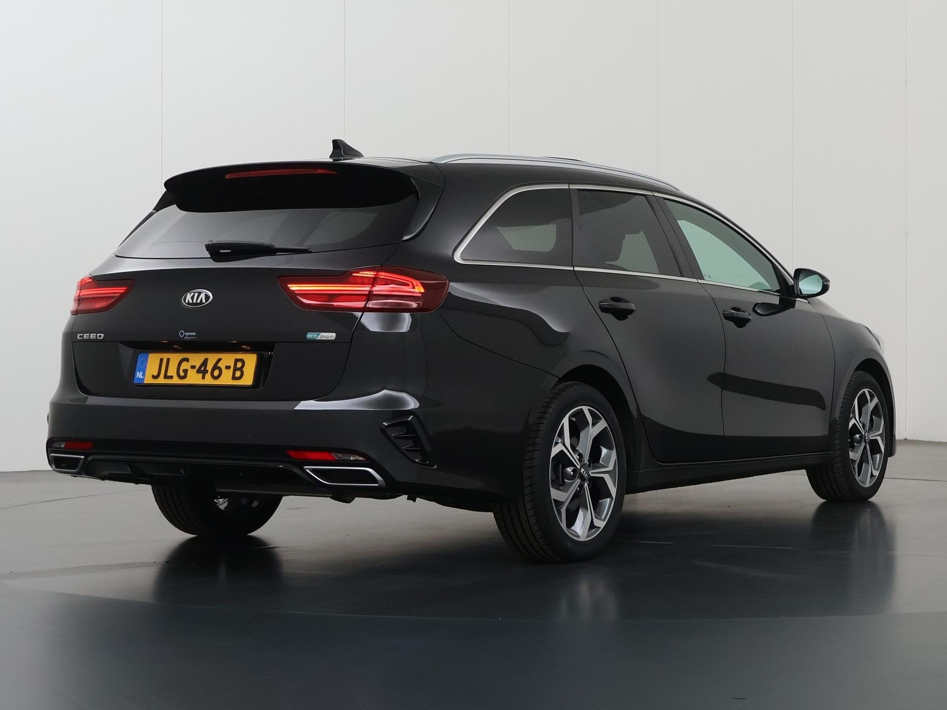 Kia Ceed Sportswagon 1.6 GDI PHEV ExecutiveLine | Panoramada, Gebruikt, Zwart, Geïmporteerd, Te koop