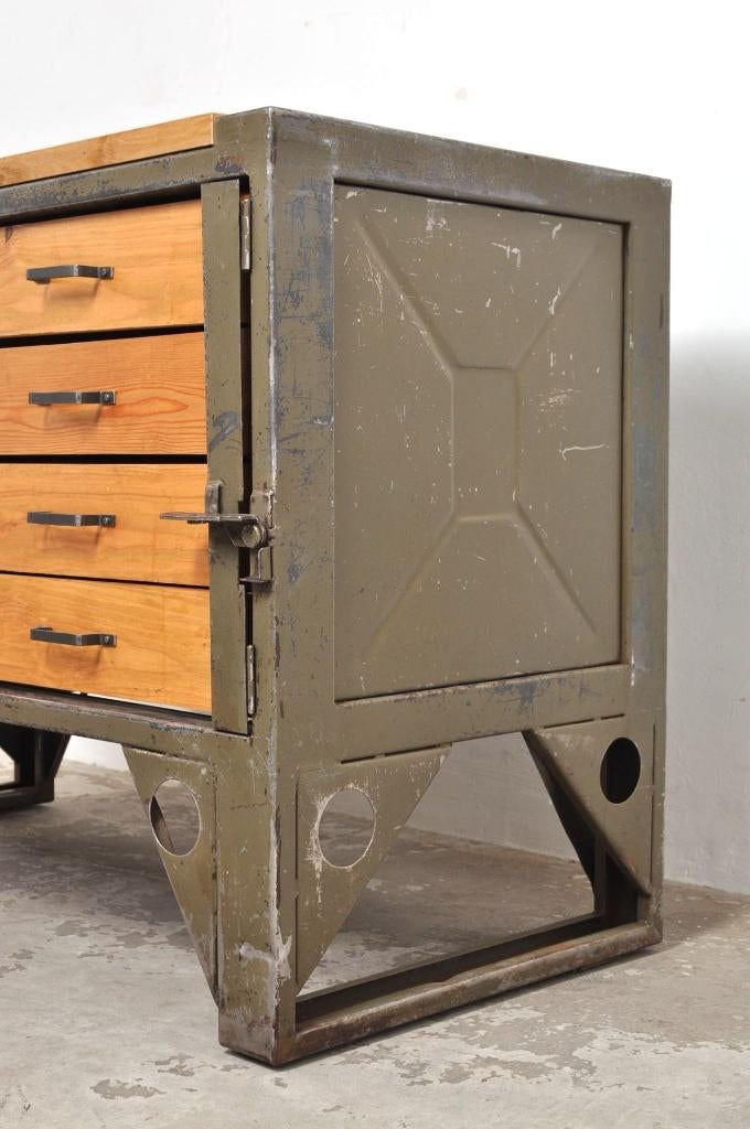 Vintage industriële werkbank ladekast dressoir kookeiland, Gebruikt, 100 tot 150 cm, 5 laden of meer, Ophalen of Verzenden