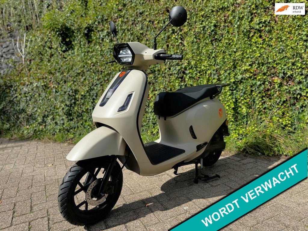 Yadea Owin 25-45km Electrische Scooter NIEUW STIJLVOL BETAAL, Y
y  y, NL, Elektrisch, Y, Yadea