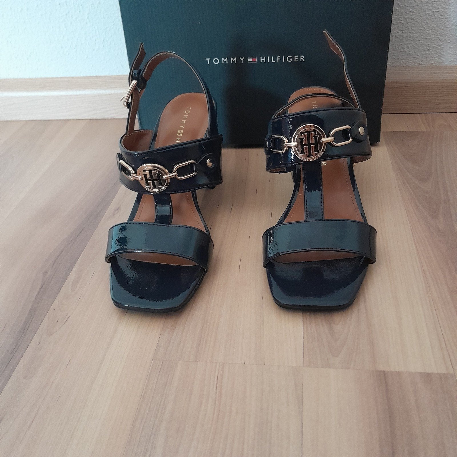 Nieuwe Tommy Hilfiger sandalen met hak Maat 38, Blauw, Nieuw, Tommy Hilfiger, Sandalen of Muiltjes