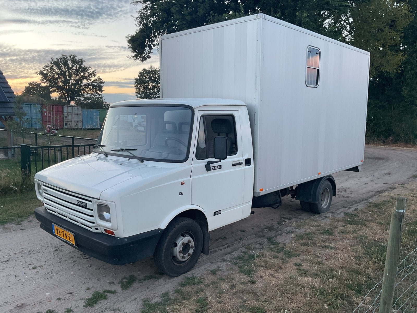 Zeer nette daf 400 Paardenwagen Horsetruck, Gebruikt, ., Overige typen, Aluminium