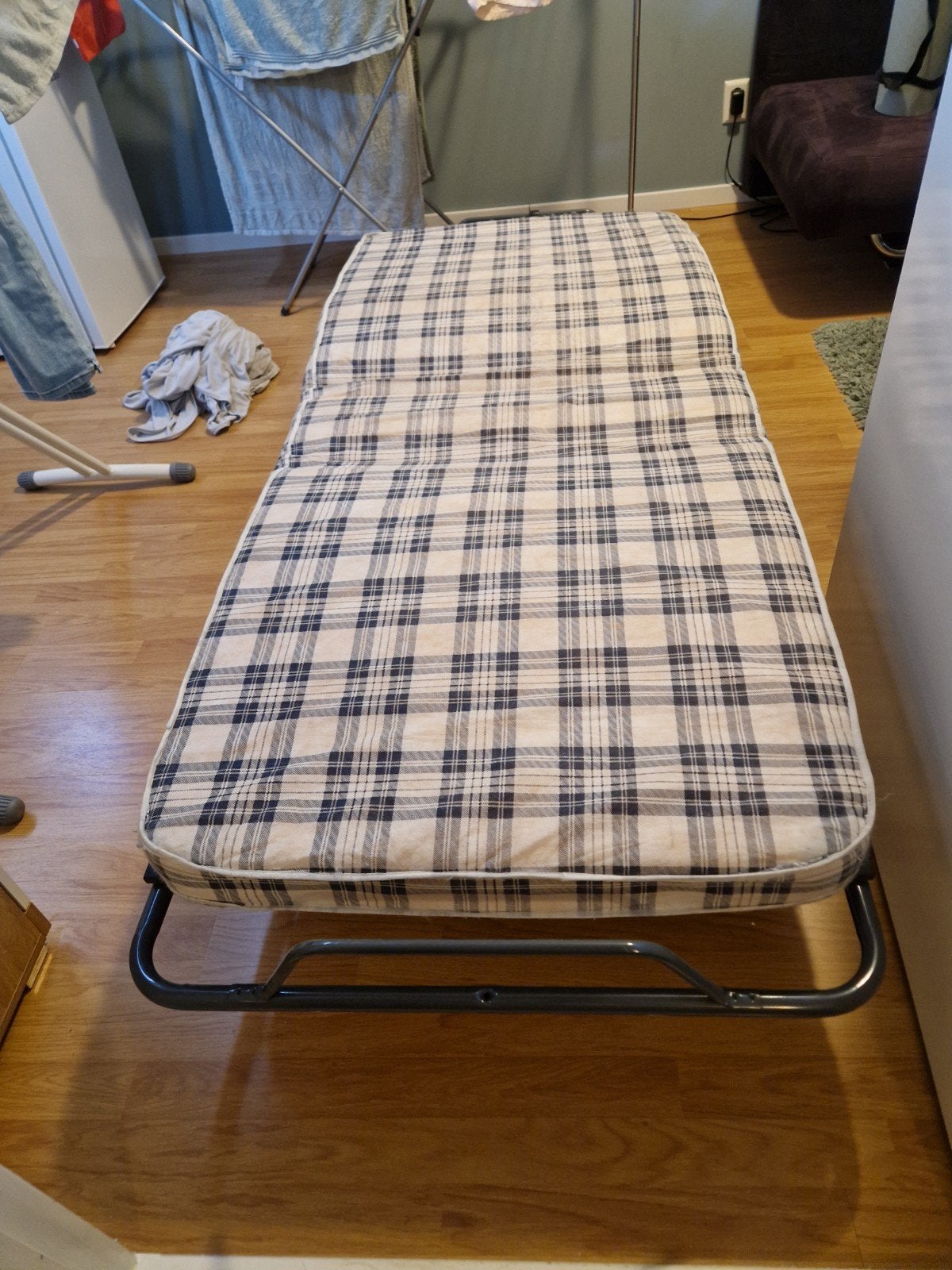 Opklapbaar logeerbed met matras, Ophalen, Gebruikt, Eenpersoons, Praktisch, Opklapbaar