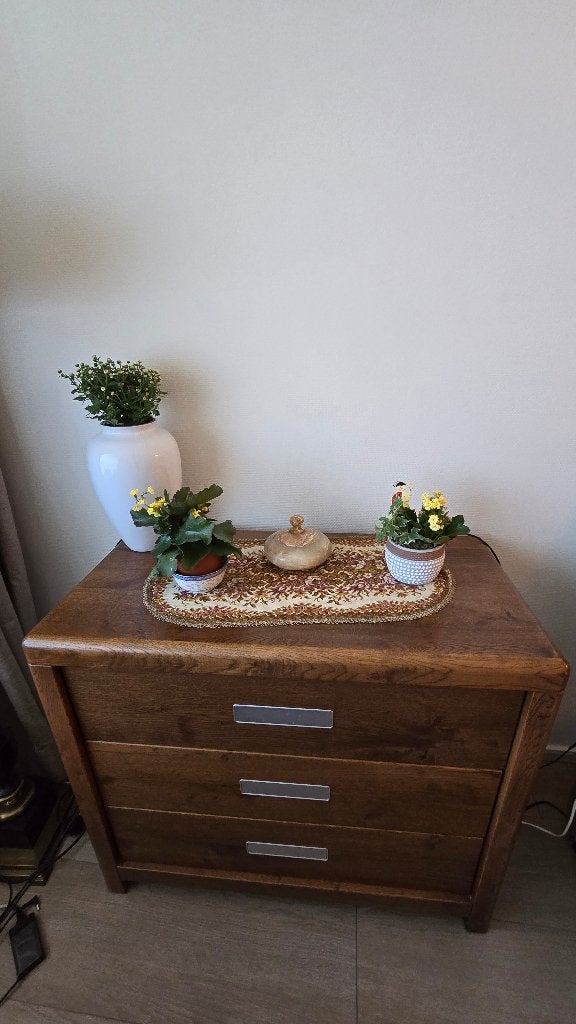 Houten ladekast met aluminium handvaten, Ophalen, Eikenhout, Klassiek, 50 tot 100 cm