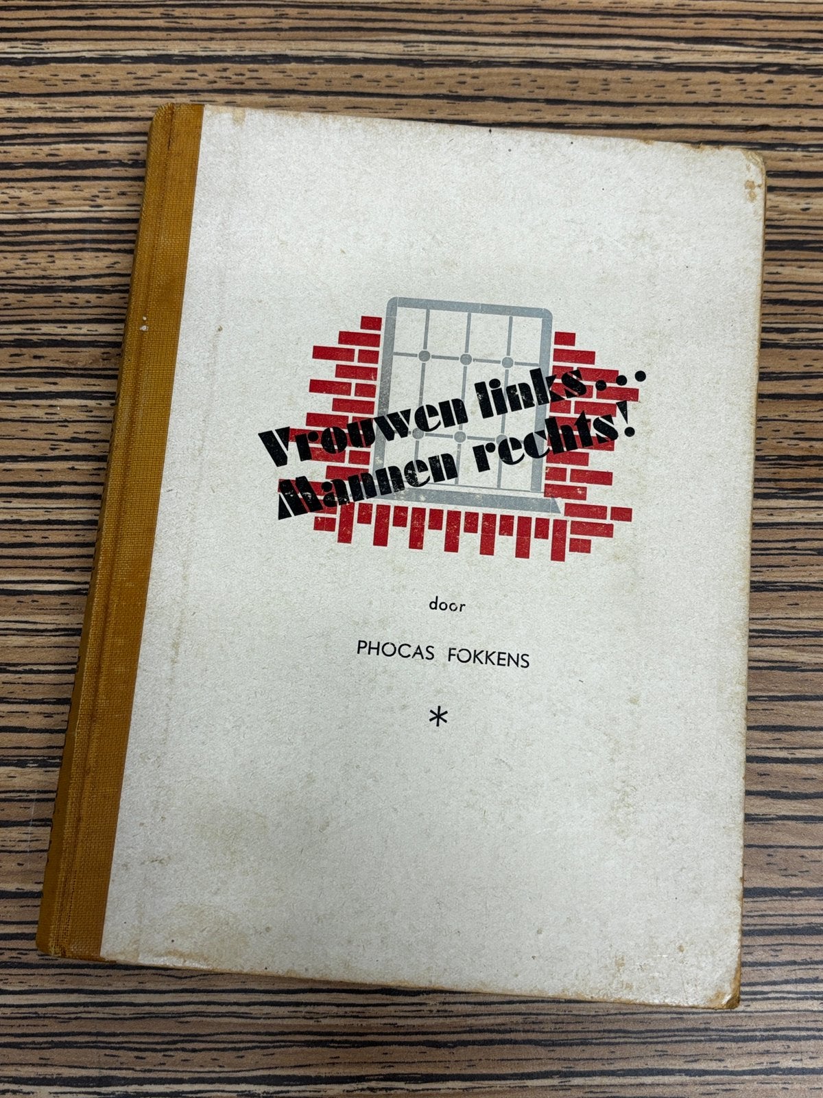 Vrouwen links…mannen rechts, Ophalen of Verzenden, Tweede Wereldoorlog, Zo goed als nieuw