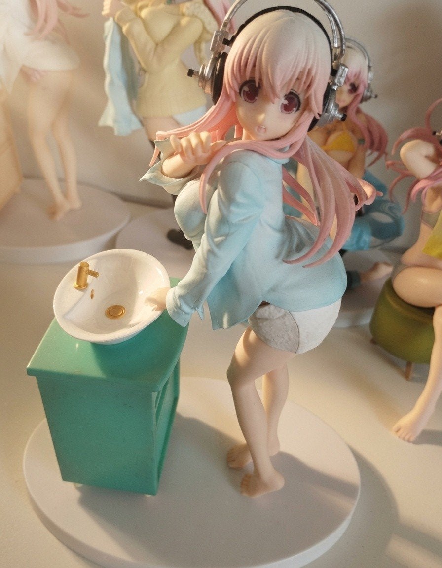 Super Sonico Daily Life Figuur, Ophalen of Verzenden, Gebruikt
