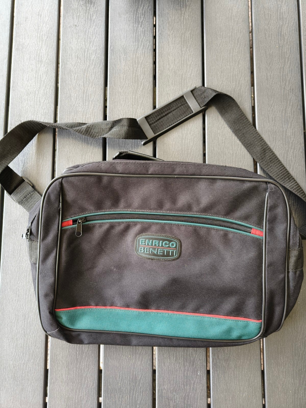 Enrico Benetti laptoptas, schoudertas, Computers en Software, Ophalen of Verzenden, 17 inch of meer, Zo goed als nieuw, Overige merken