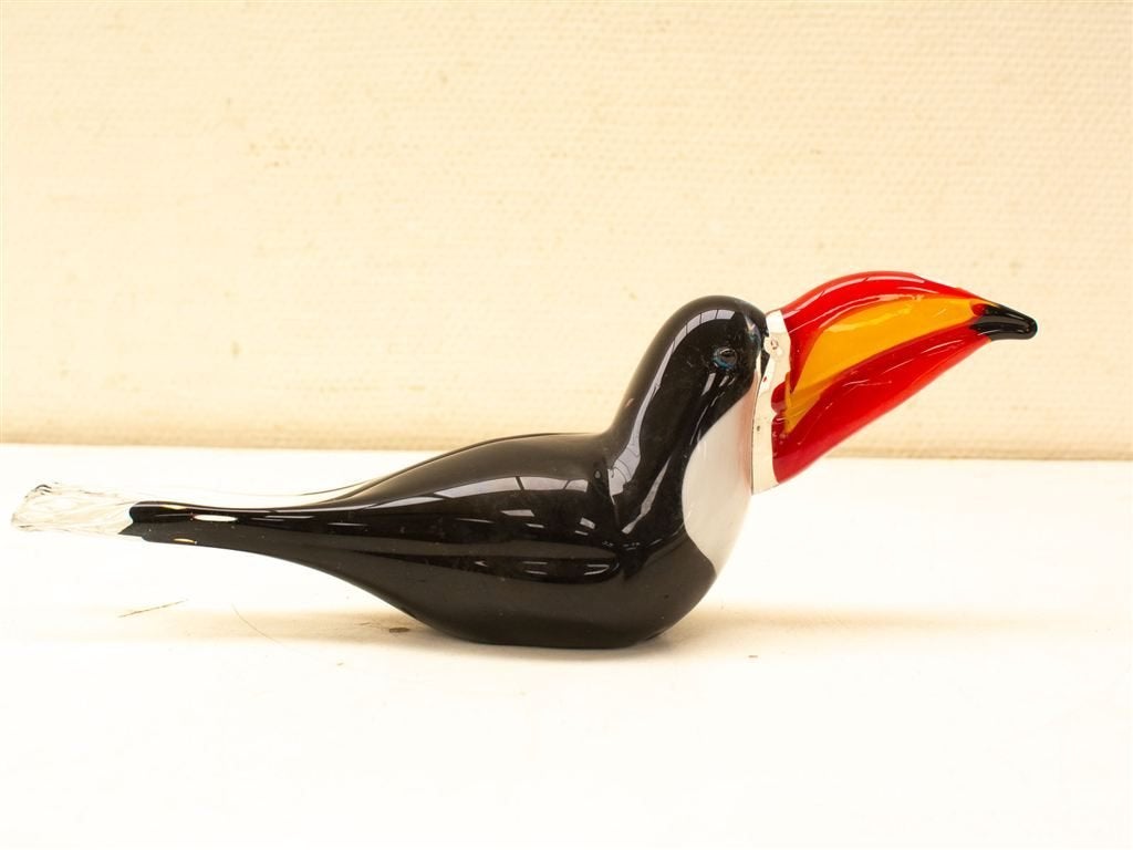 Murano Glazen liggenede toekan/ kakatoe 36078