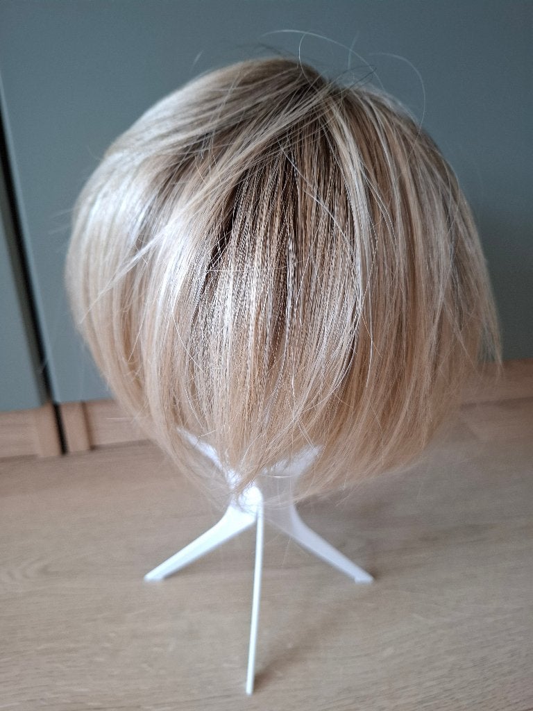 Aderans medische pruik – blond kort bobmodel met accessoires, Ophalen, Zo goed als nieuw, Pruik of Haarverlenging