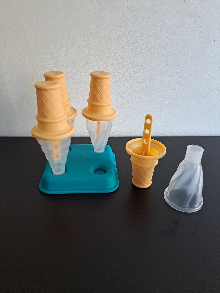 4x ijsvormpjes ijshoorntjes - zelf ijs maken, Kunststof, Ophalen of Verzenden, Overige typen, Gebruikt