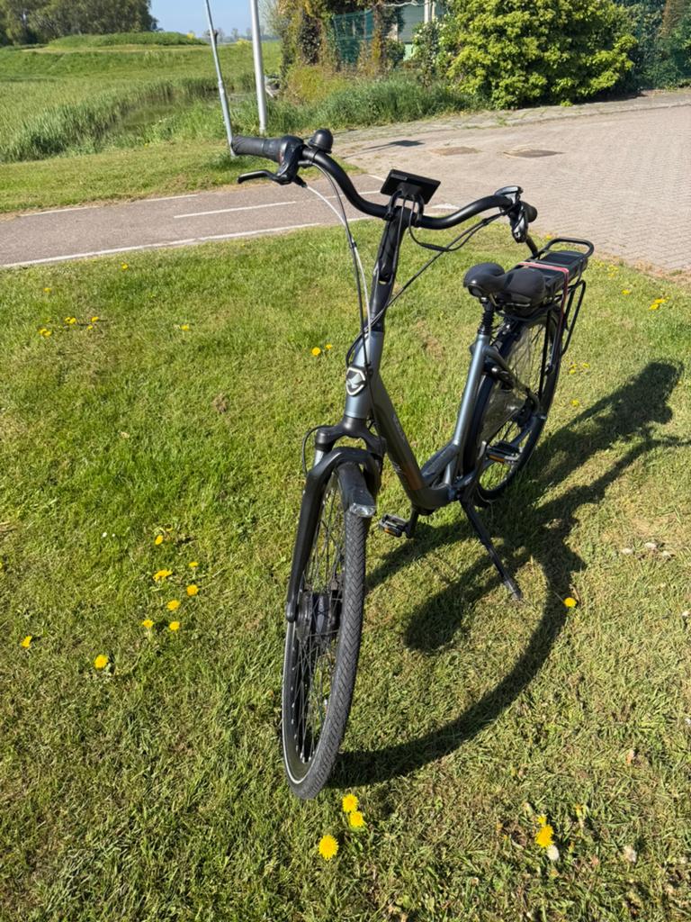 Stella Livorno & Stella Elektrische Fiets, Fietsen en Brommers, Elektrische fietsen, Zo goed als nieuw, 47 tot 51 cm, 50 km per accu of meer