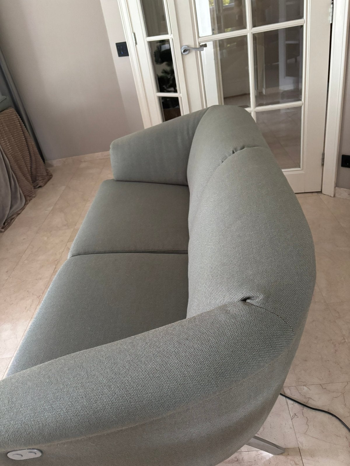Moderne leolux 2,5 zits bank met relaxfunctie, Driepersoons, 75 tot 100 cm, Ophalen of Verzenden, Zo goed als nieuw