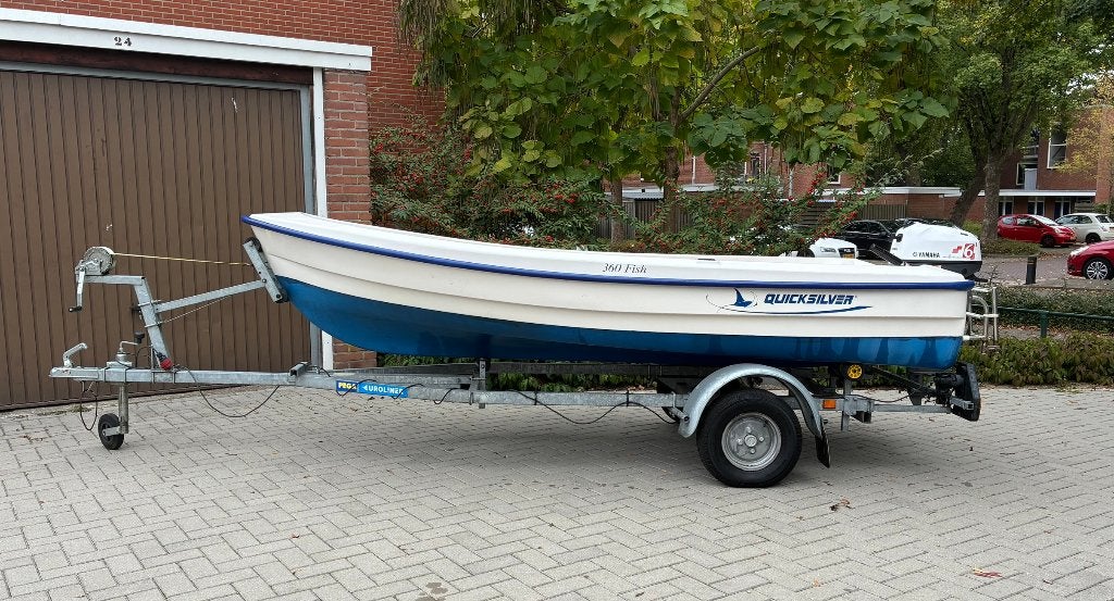 Mooi visbootje met uitstekende motor en kanteltrailer, Watersport en Boten, Ophalen, Tot 10 pk, Viertaktmotor, 6 pk