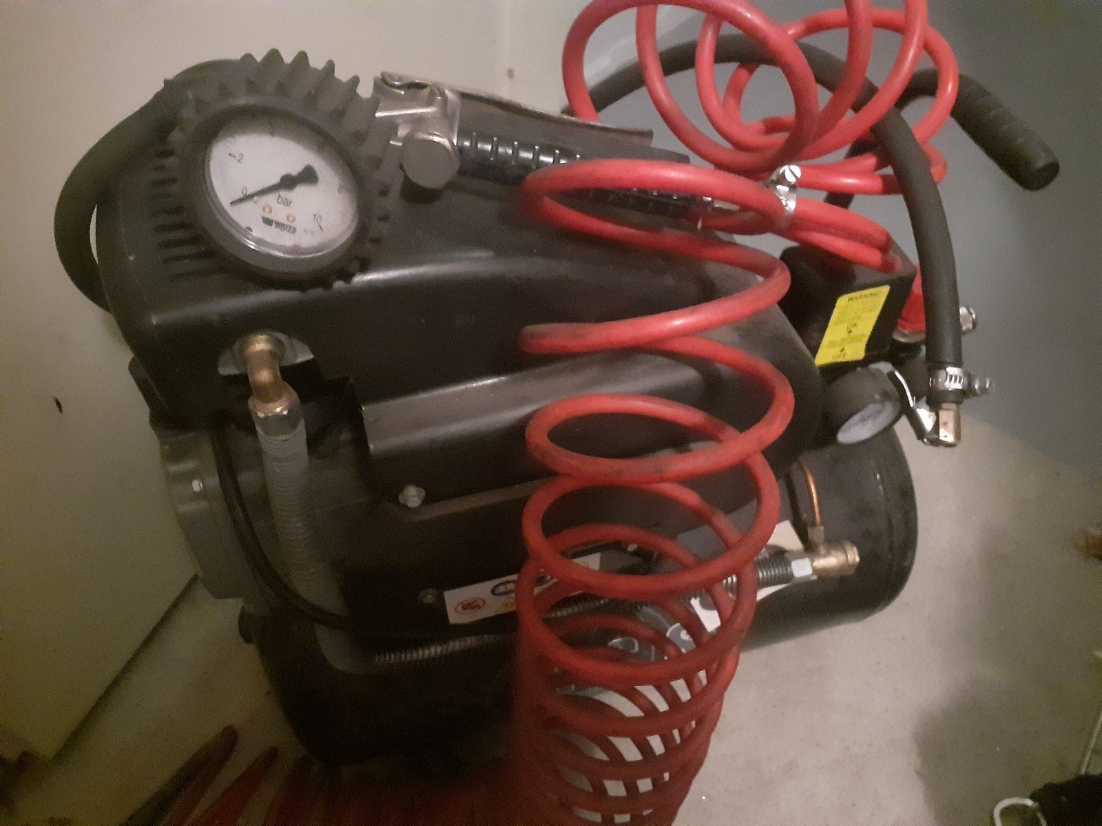 compressor gebruikt, Doe-het-zelf en Verbouw, Compressors, Minder dan 25 liter, Ophalen of Verzenden, Zo goed als nieuw, Minder dan 200 liter/min