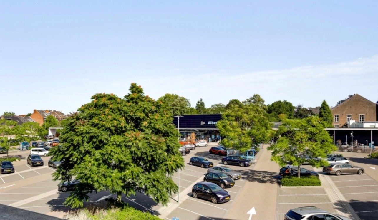 Parkeerplaats tehuur Koningsplein Maastricht, Huizen en Kamers, Limburg