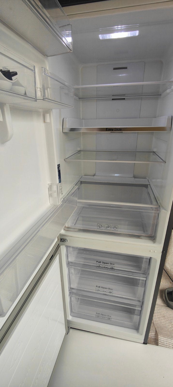 Foto 7 van Samsung Koelvries combi  - RB29FERNDSA