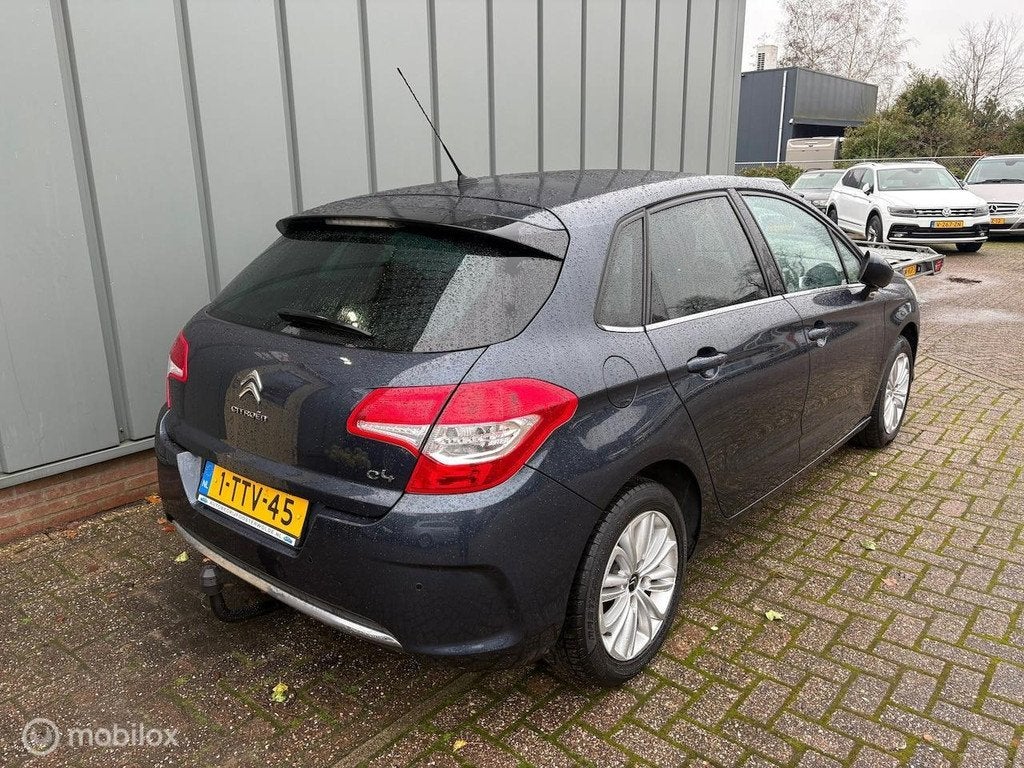 Citroën C4 1.2 PureTech Exclusive NAP//CRUISE//CLIMA//NAVI/, 1550 kg, Euro 6, 1199 cc, Blauw
