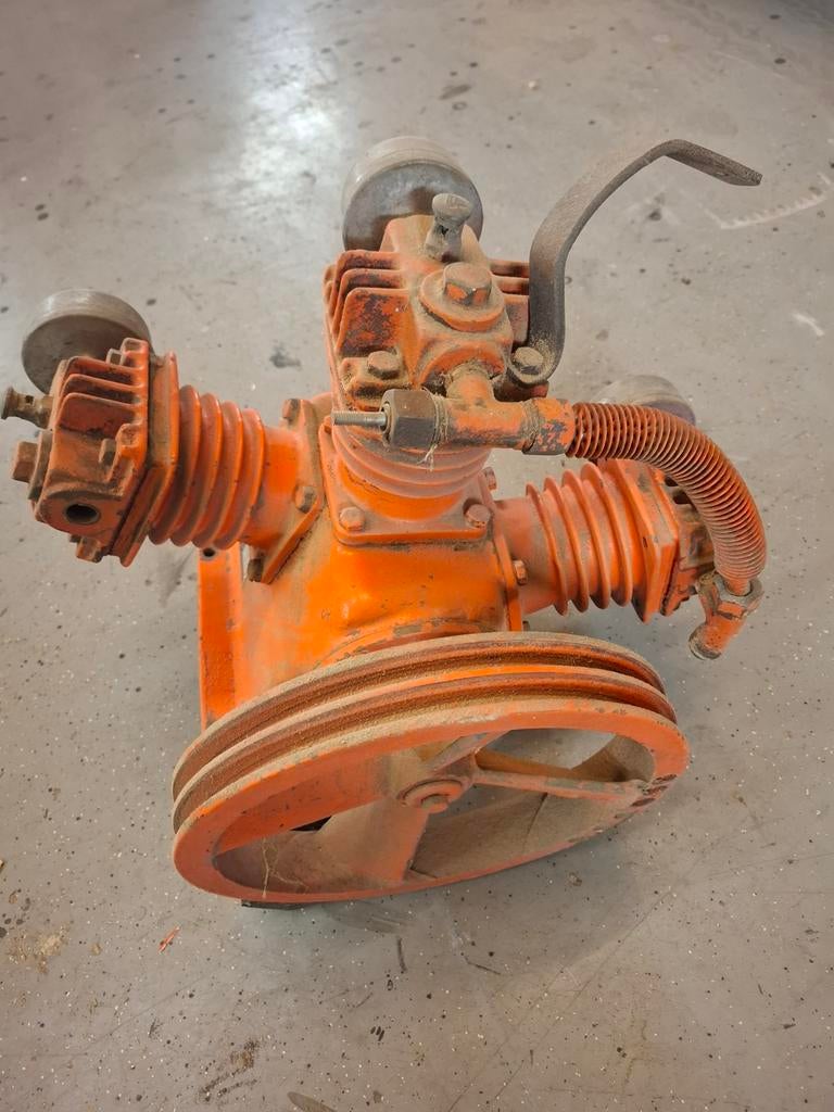 Compressor moter ta 65, 100 liter of meer, Ophalen of Verzenden, Gebruikt, Minder dan 200 liter/min