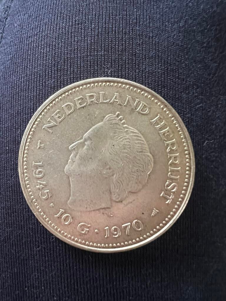 Zilveren tientje herdenkingsmung 1945-1970, Postzegels en Munten, Munten | Nederland, Ophalen of Verzenden, Koningin Juliana, 10 gulden