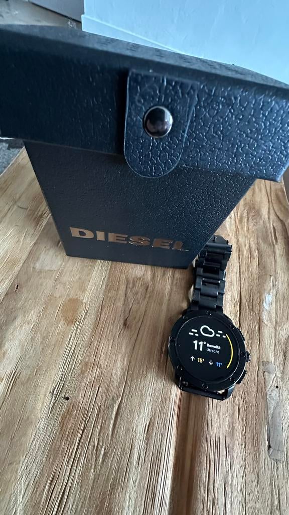 Diesel On Full Guard 2.5 Smartwatch Zwart, Sieraden, Tassen en Uiterlijk, Smartwatches, Hartslag, Zwart, Ophalen of Verzenden