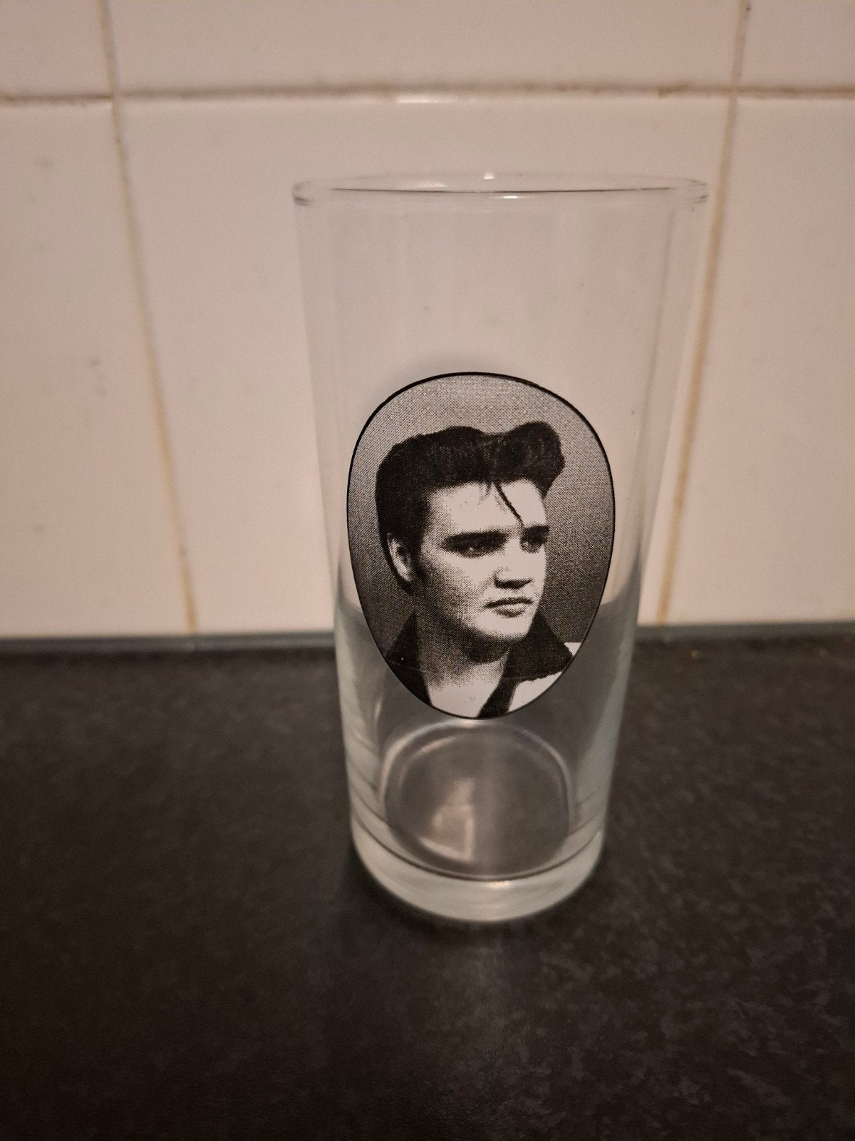 Elvis Presley glas - ongebruikt en onbeschadigd, Ophalen of Verzenden, Nieuw