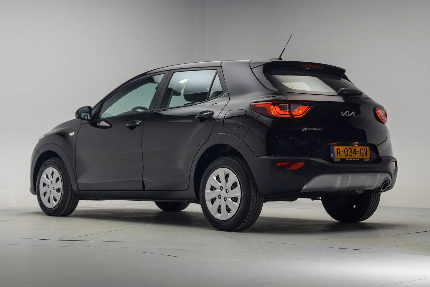 Kia Stonic 1.0 T-GDI MHEV ComfortLine [ Apple/Android DAB Ai, Auto's, Gebruikt, Origineel Nederlands, Handgeschakeld, 1125 kg