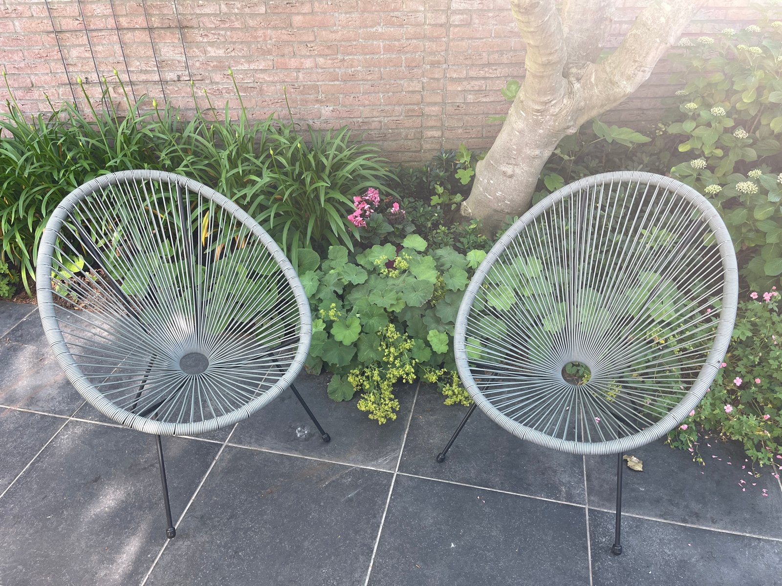 Set van 2 Ubberup stoelen - Grijs, Ophalen, Gebruikt, Kunststof