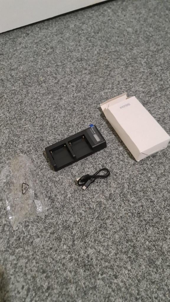 Batterij oplader voor Sony NP- F en NP-FM baterijen- Nieuw, Audio, Tv en Foto, Videocamera's Analoog, (Video)band, Hi 8, Ophalen of Verzenden