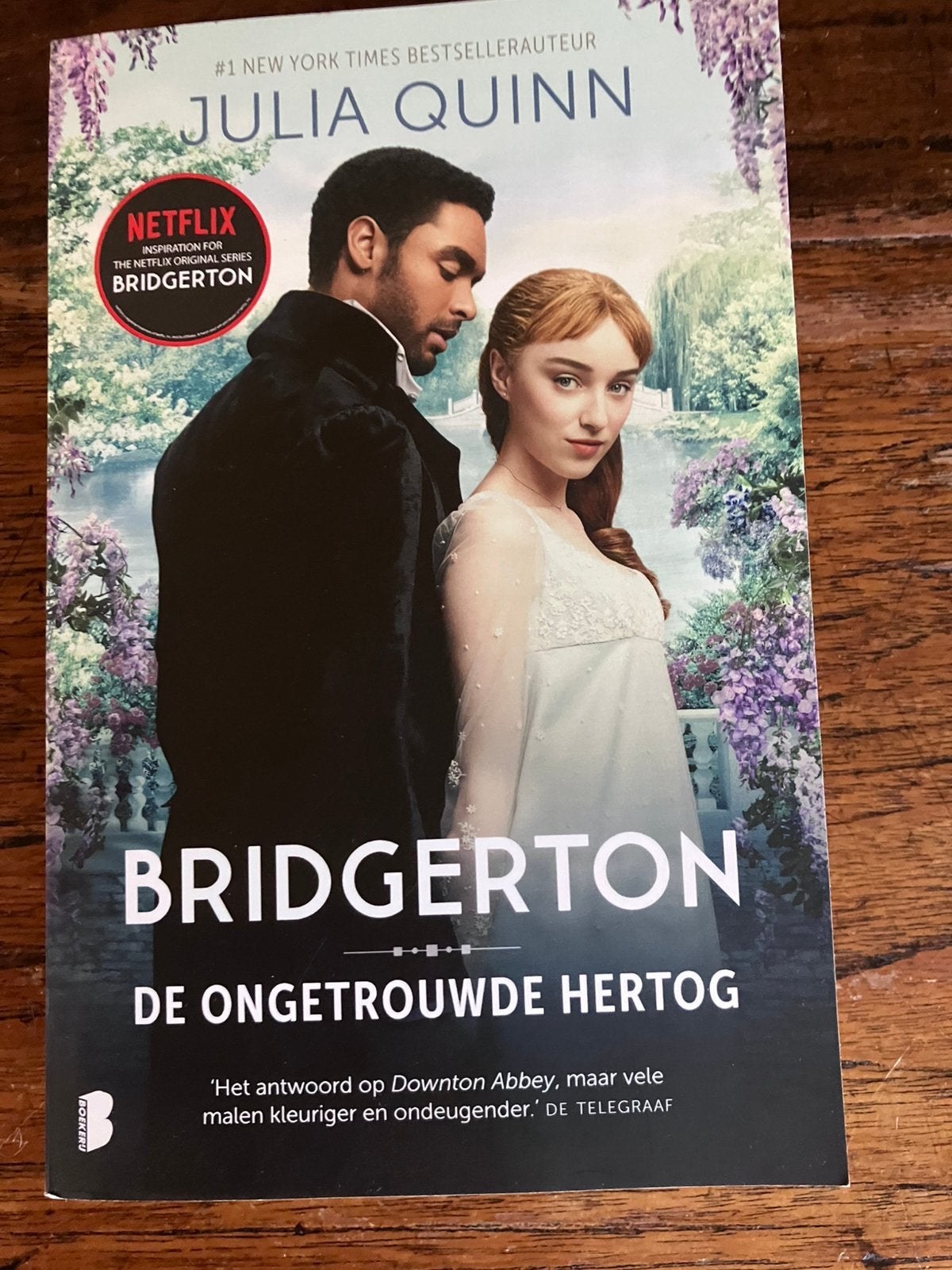 Bridgerton - Julia Quinn young adult boek, Boeken, Ophalen of Verzenden, Nieuw, Amerika