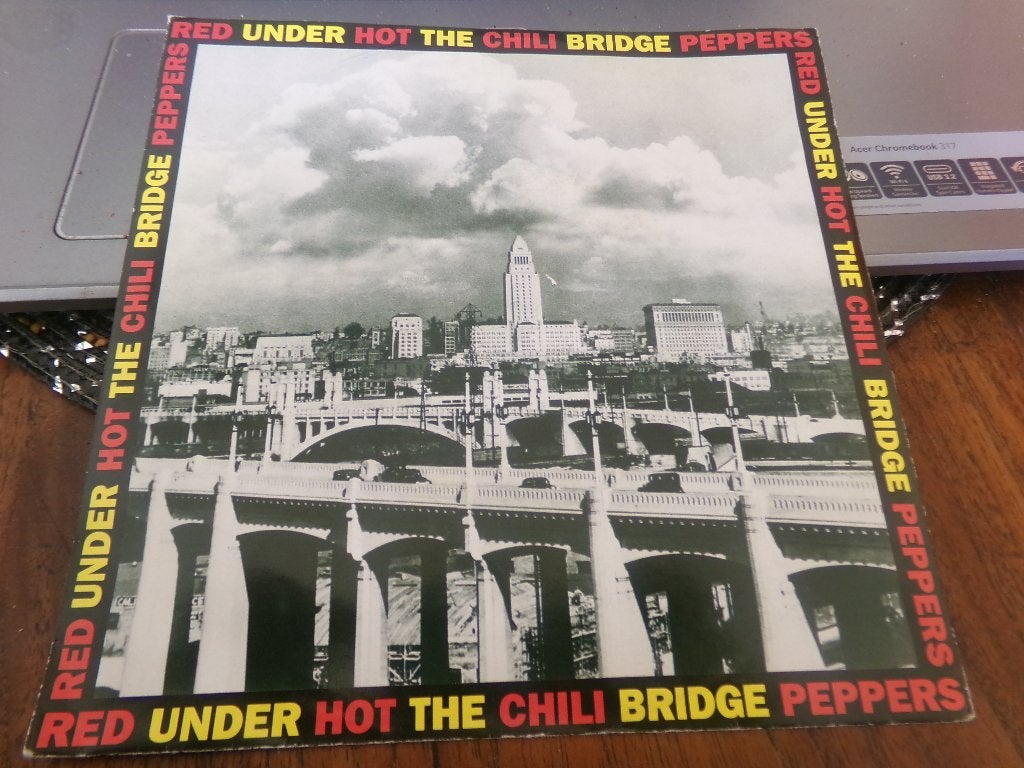 Red Hot Chili Peppers – Under The Bridge / Sikamikanico, Ophalen of Verzenden, Gebruikt, Pop