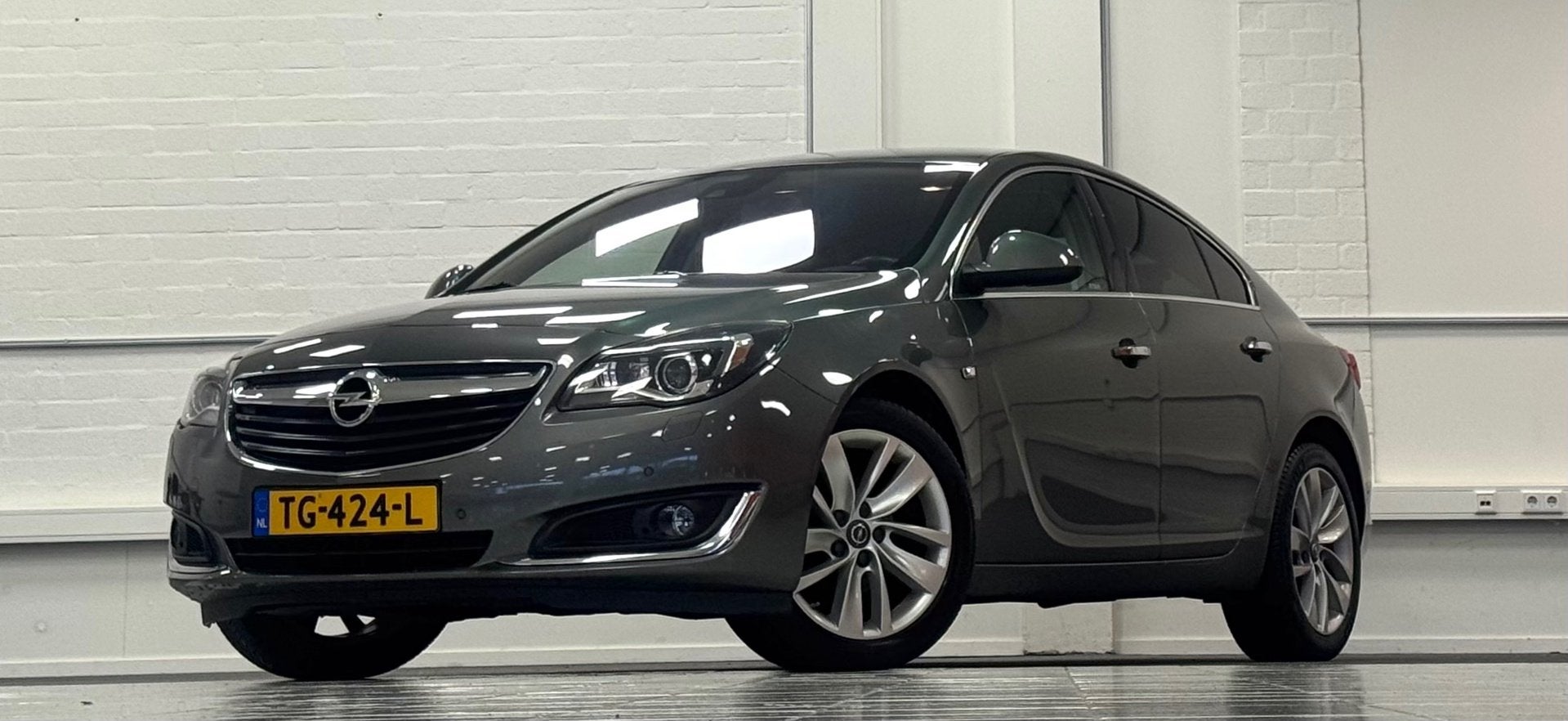Opel Insignia 1.4 T EcoFLEX Innovation 18"LM Navi Camera Xen, Auto's, Opel, Voorwielaandrijving, 730 kg, Gebruikt, 4 cilinders