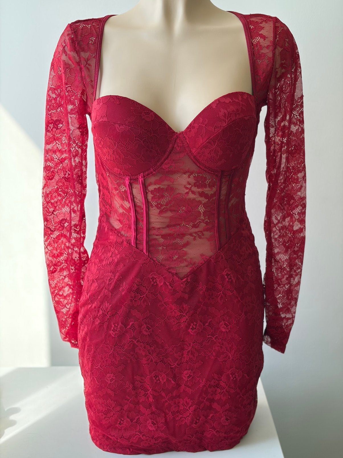 Bordeaux rood jurkje, mt M, Kleding | Dames, Jurken, Maat 38/40 (M), Verzenden, Zo goed als nieuw, Boven de knie