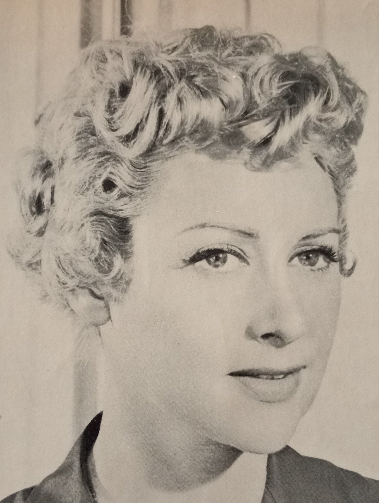 Martine Carol fotoportret, Ophalen of Verzenden, Voor 1940, Gebruikt, Overige onderwerpen
