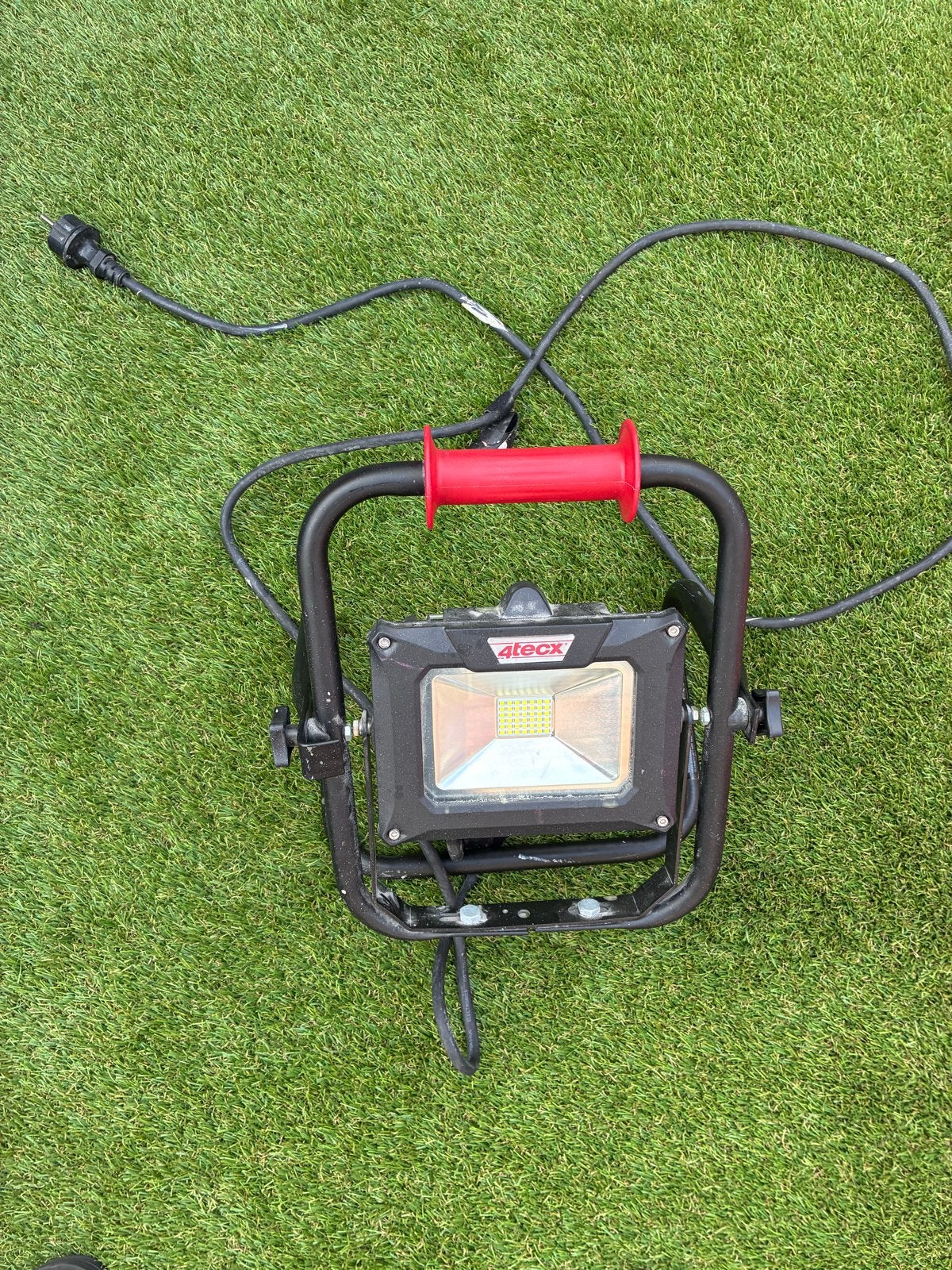 Atex LED Bouwlamp met Statief - 14.4V/18V Accu Compatibel, Gebruikt, Minder dan 50 watt, Met statief, Ophalen of Verzenden