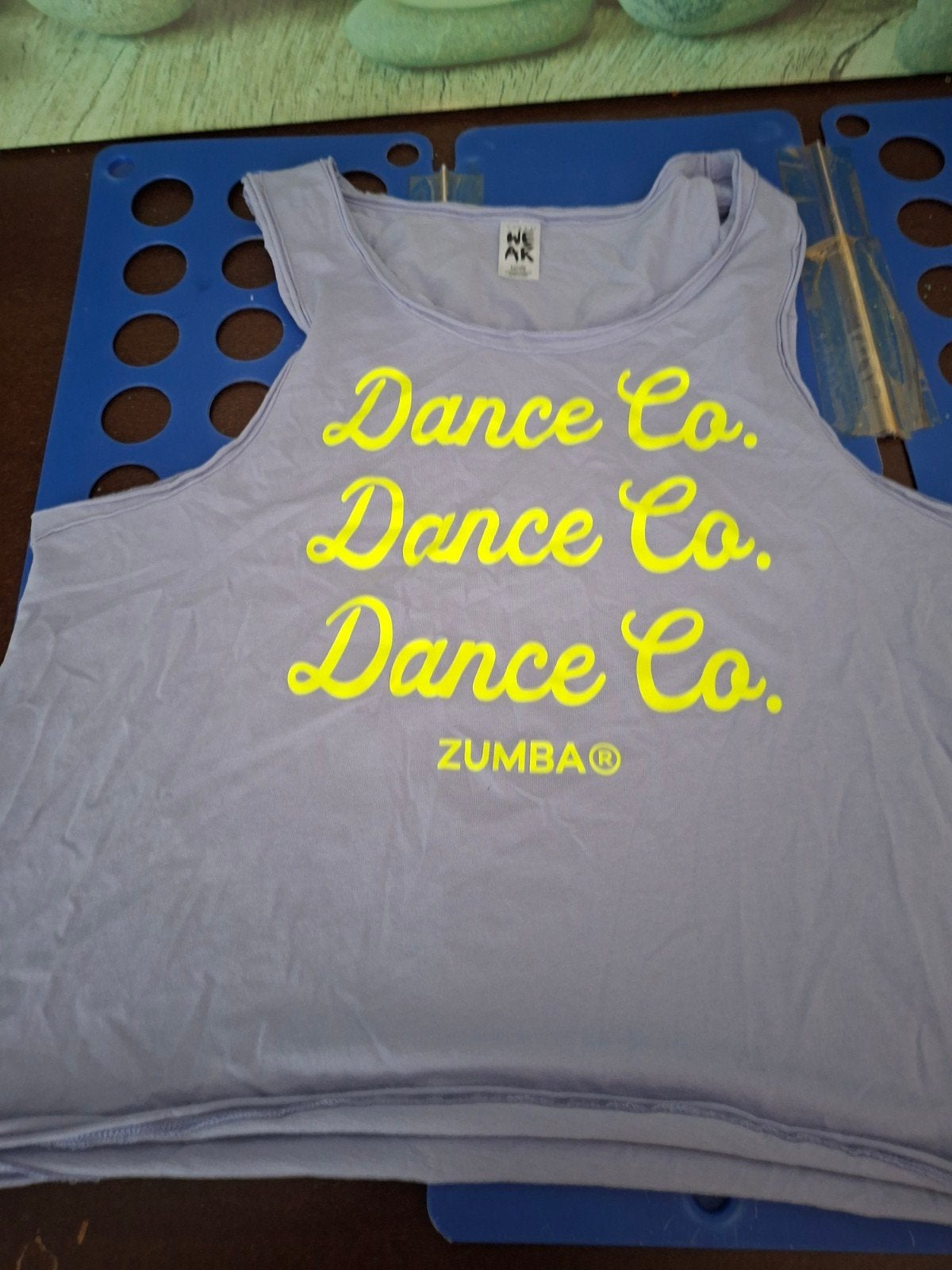 Paars met geel Zumba shirt maat L, Ophalen of Verzenden