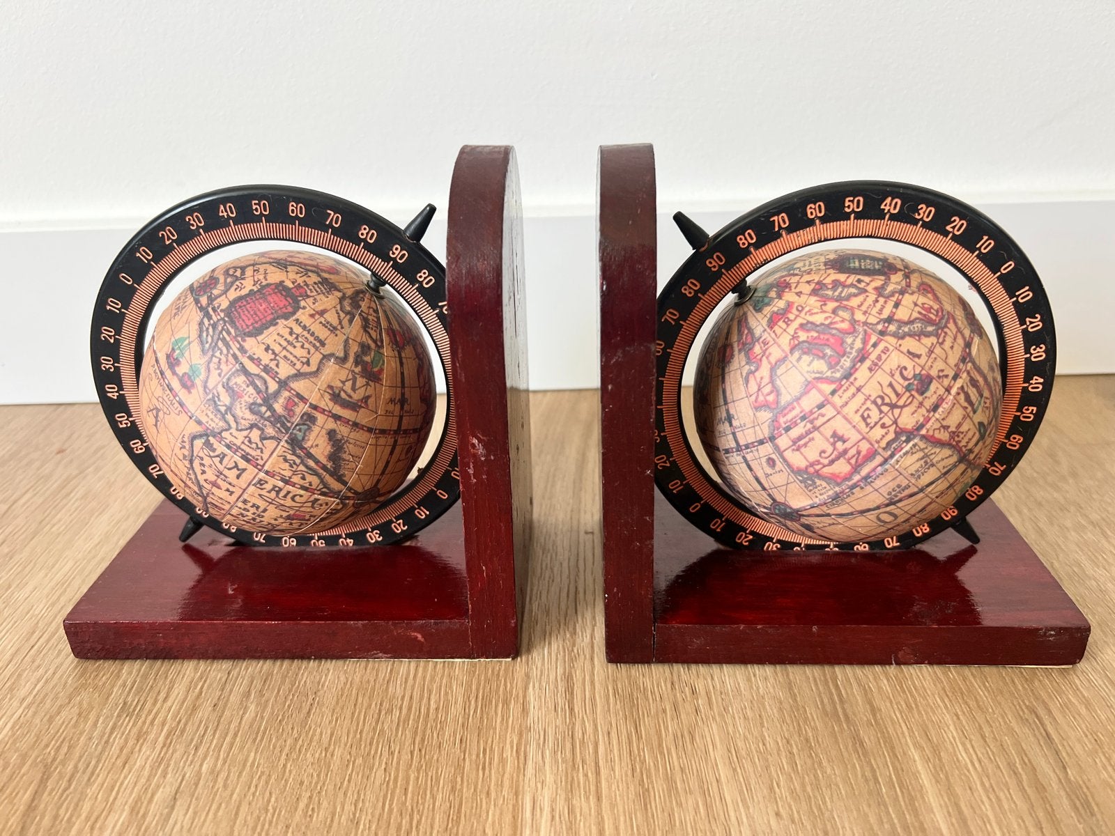 Vintage houten draaiende wereldbollen boekensteun, Ophalen of Verzenden