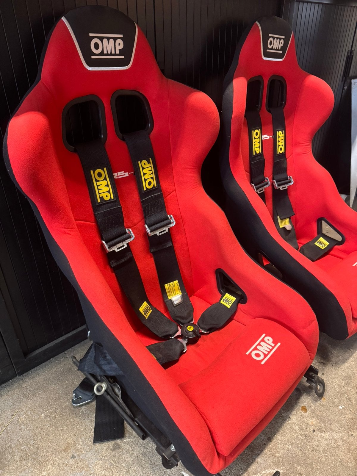 2x OMP TRS-E kuipstoel + OMP racegordels, Ophalen