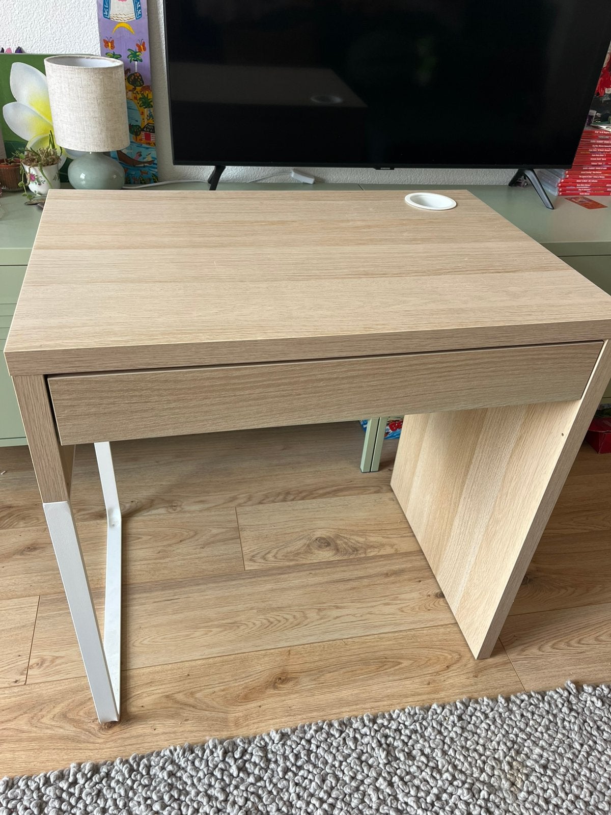 Micke bureau van Ikea - in goede staat, Ophalen, IKEA