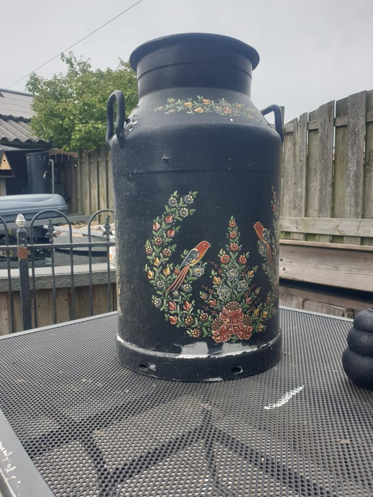 Te koop melk bus is beschilderd maar verf laatlos, Tuin en Terras, Tuinwanddecoratie, Ophalen of Verzenden, Gebruikt