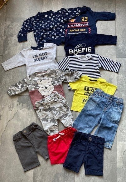 Pakket babykleding, maat 68 (qwe), 12 - delig!, Kinderen en Baby's, Babykleding | Baby-kledingpakketten, Ophalen of Verzenden