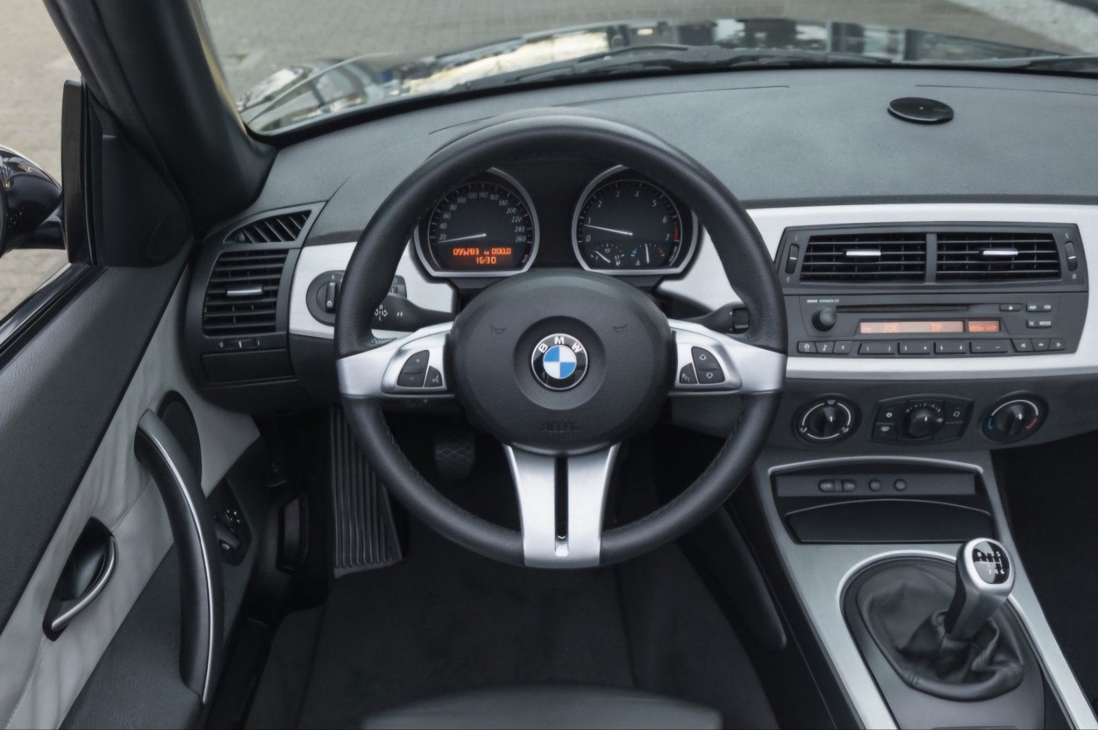 Foto 7 van Origineel BMW Z4 E85 & E86 multifunctioneel stuur 2003-2009