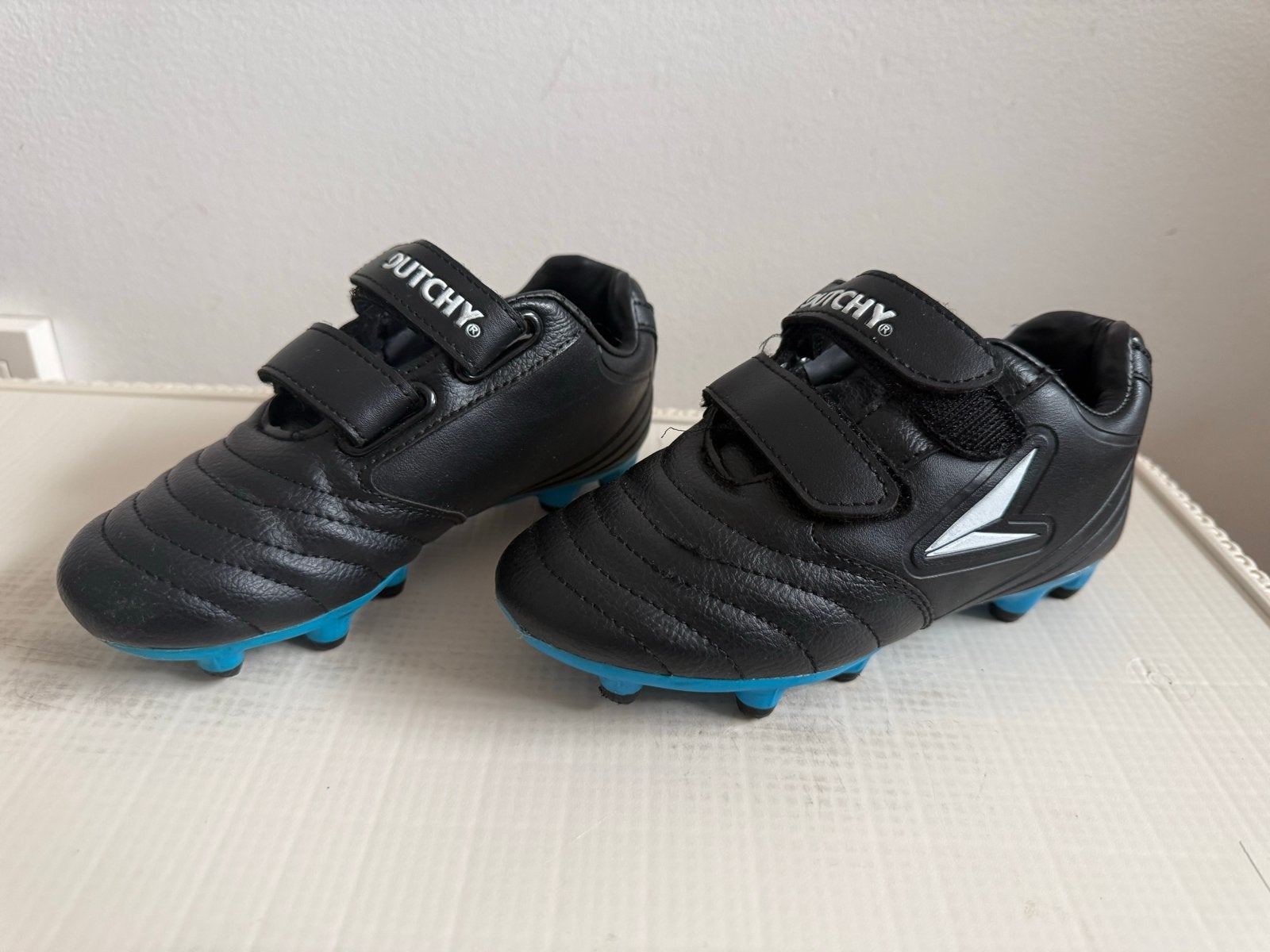 Dutchy voetbalschoenen maat 28, Maat XS of kleiner, Ophalen, Zo goed als nieuw, Schoenen