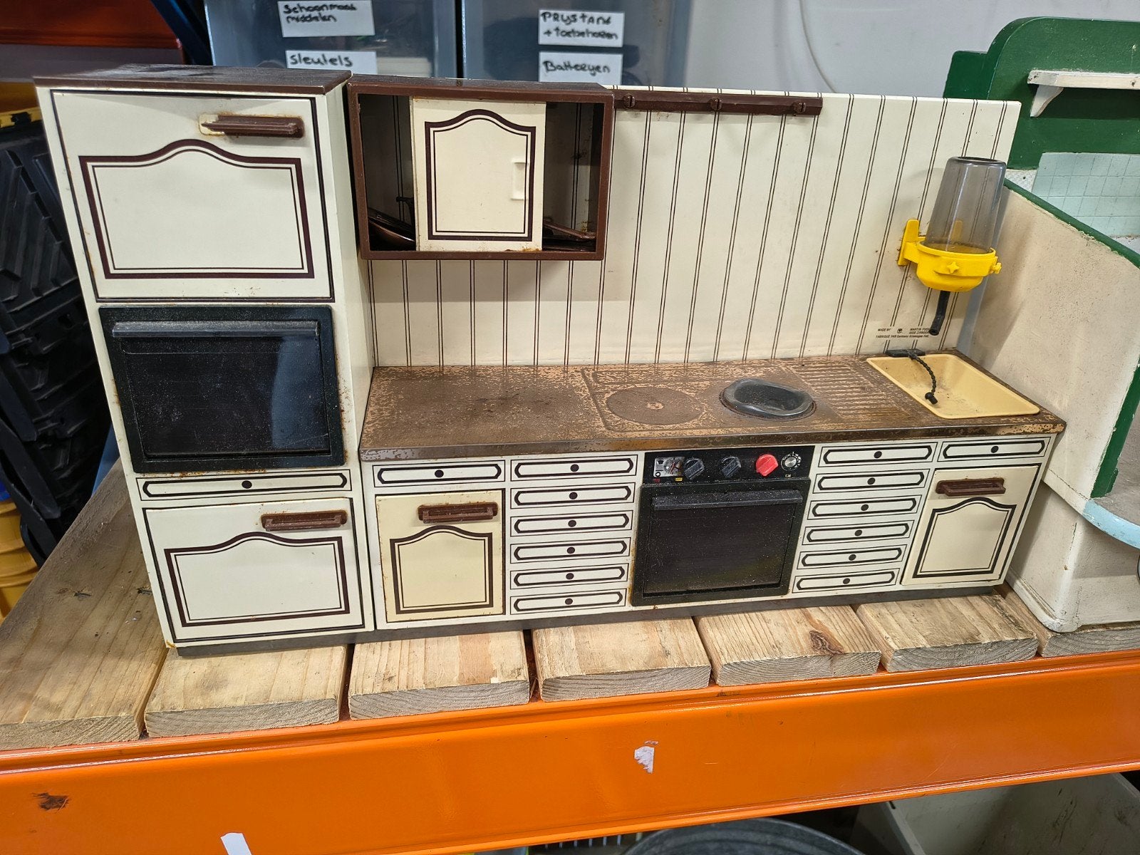 Vintage blikken/ hout poppenhuis delen, Ophalen, Poppenhuis, Gebruikt, .